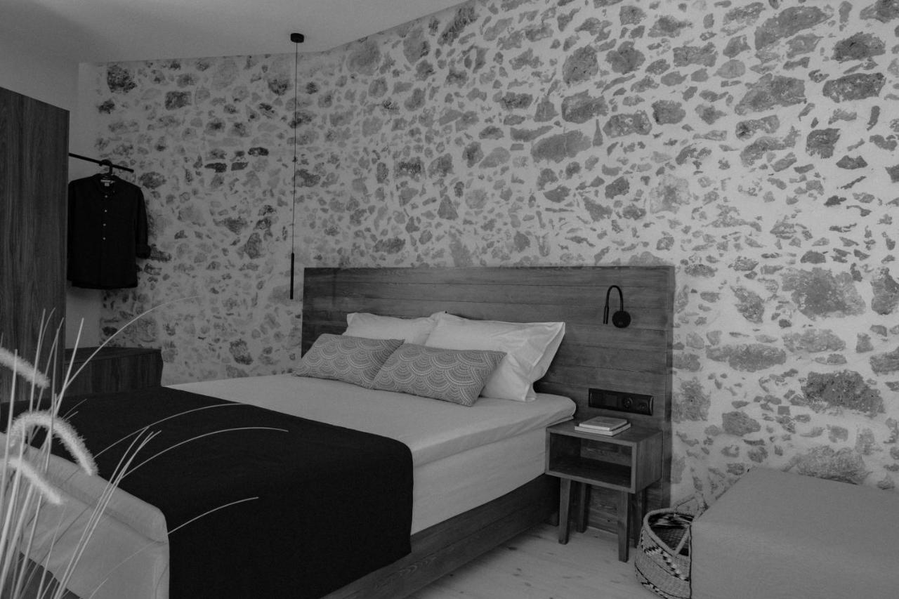Antigone'S Stone House Villa Plakias Exteriör bild